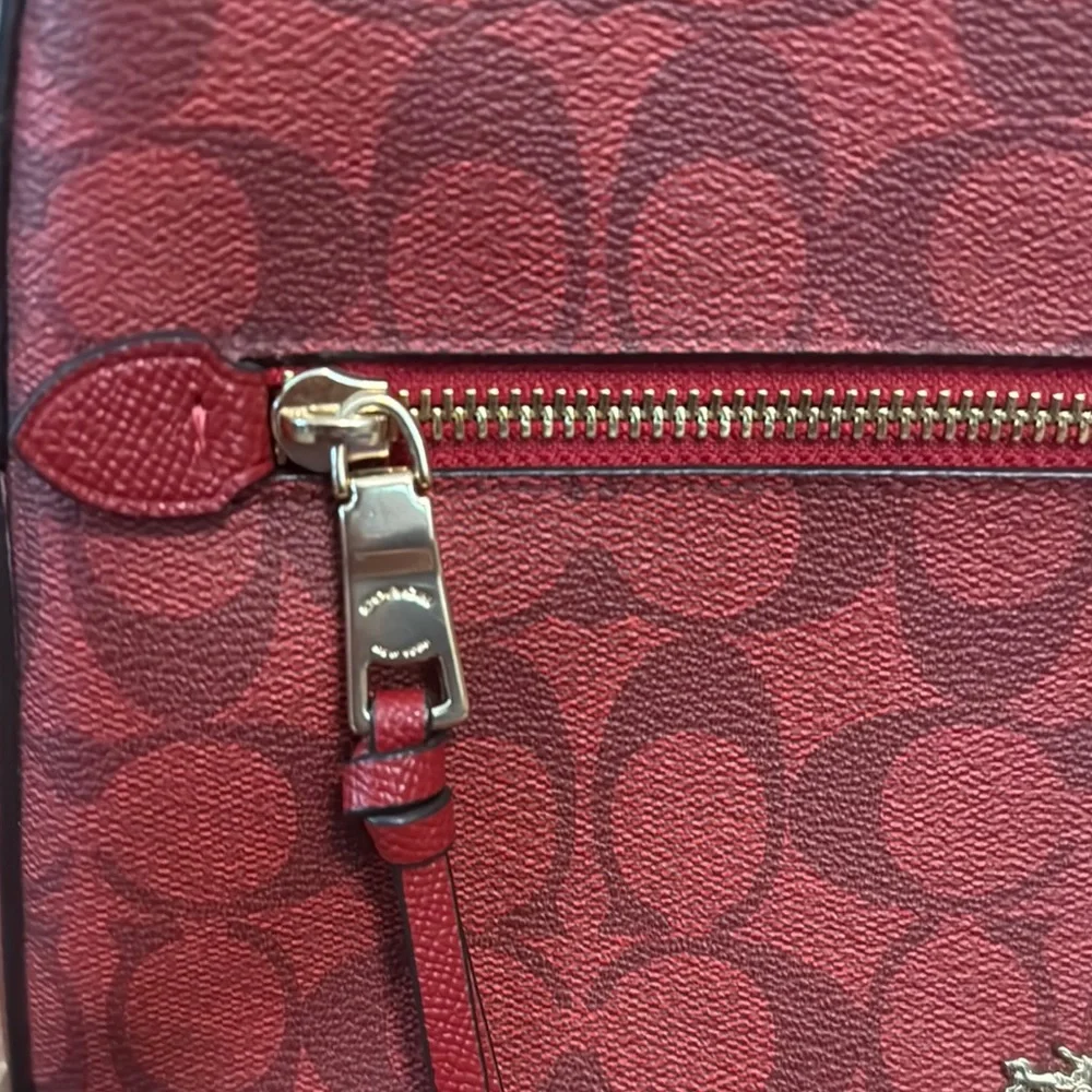 Coach Signature Red Backpack - Picture 3 of 10